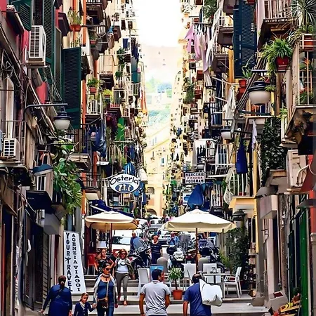 Apartment Casa Fabrizio Ai Gradoni Di Chiaia Naples